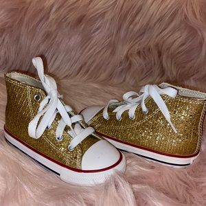 Brand New Gold Chuck Taylors kid Size 8